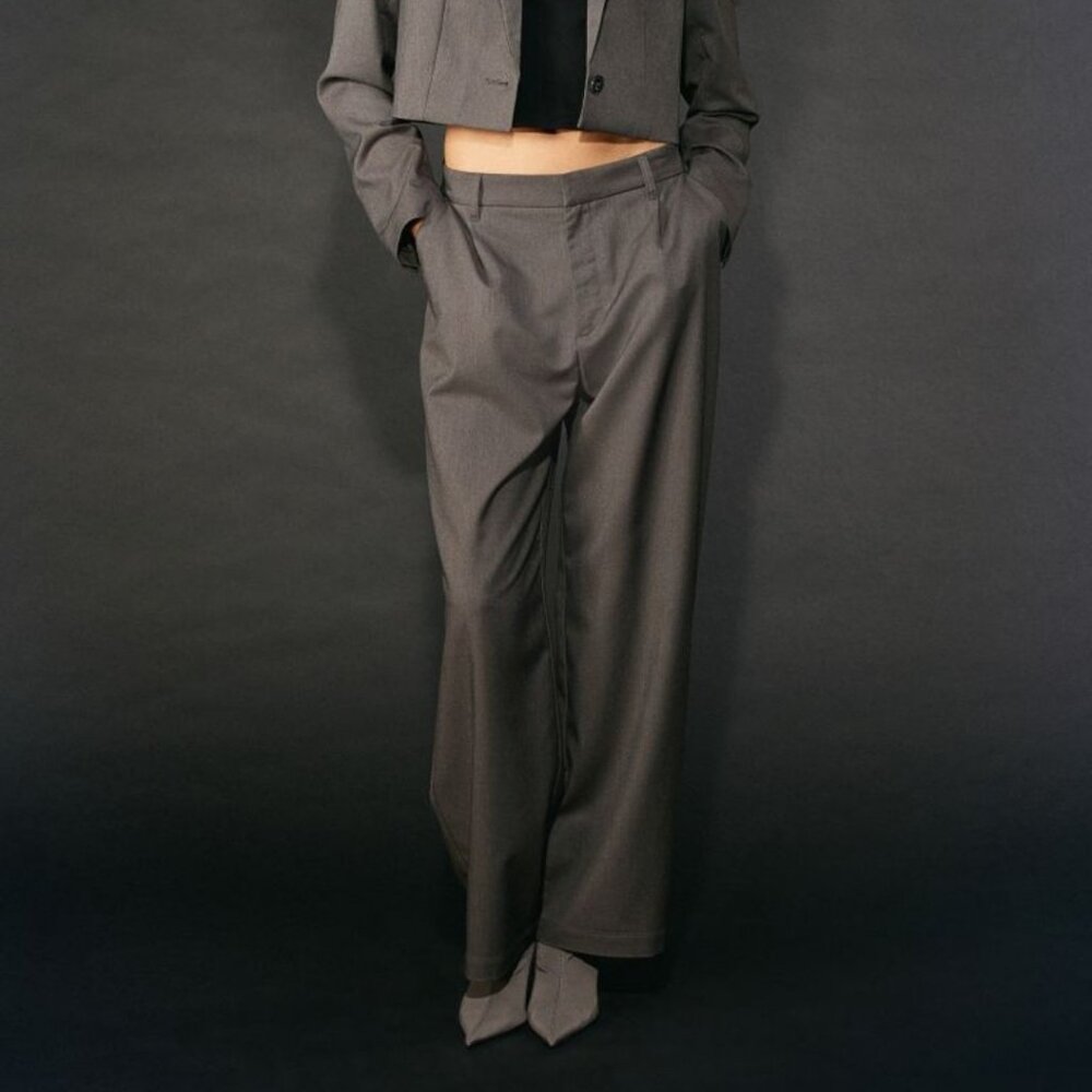 H&M Dress Pants Straight Leg size XS Brand new with tags